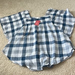 Vestique Womens Shirt